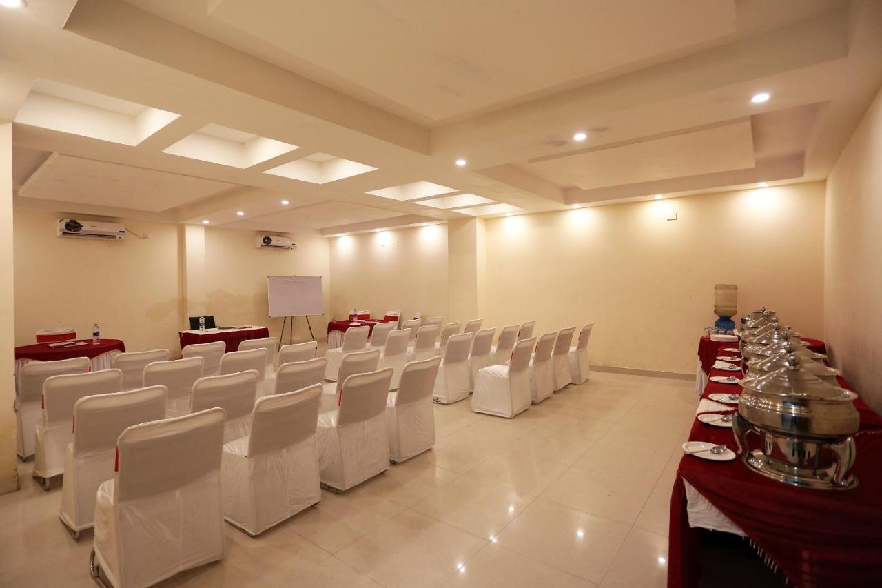 HOTEL RAILVIEW Bhubaneswar Bagian luar foto