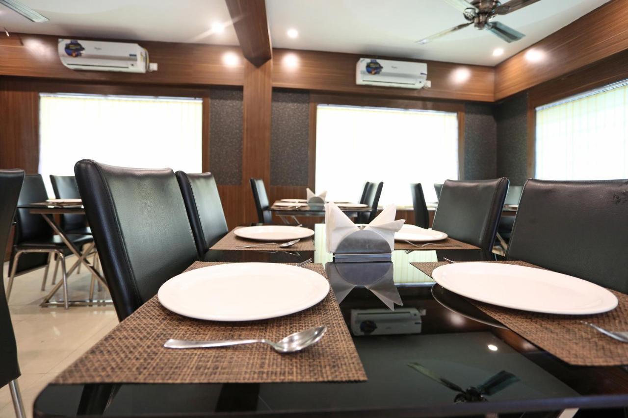 HOTEL RAILVIEW Bhubaneswar Bagian luar foto
