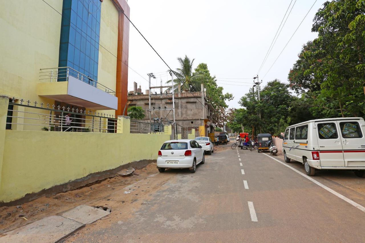 HOTEL RAILVIEW Bhubaneswar Bagian luar foto