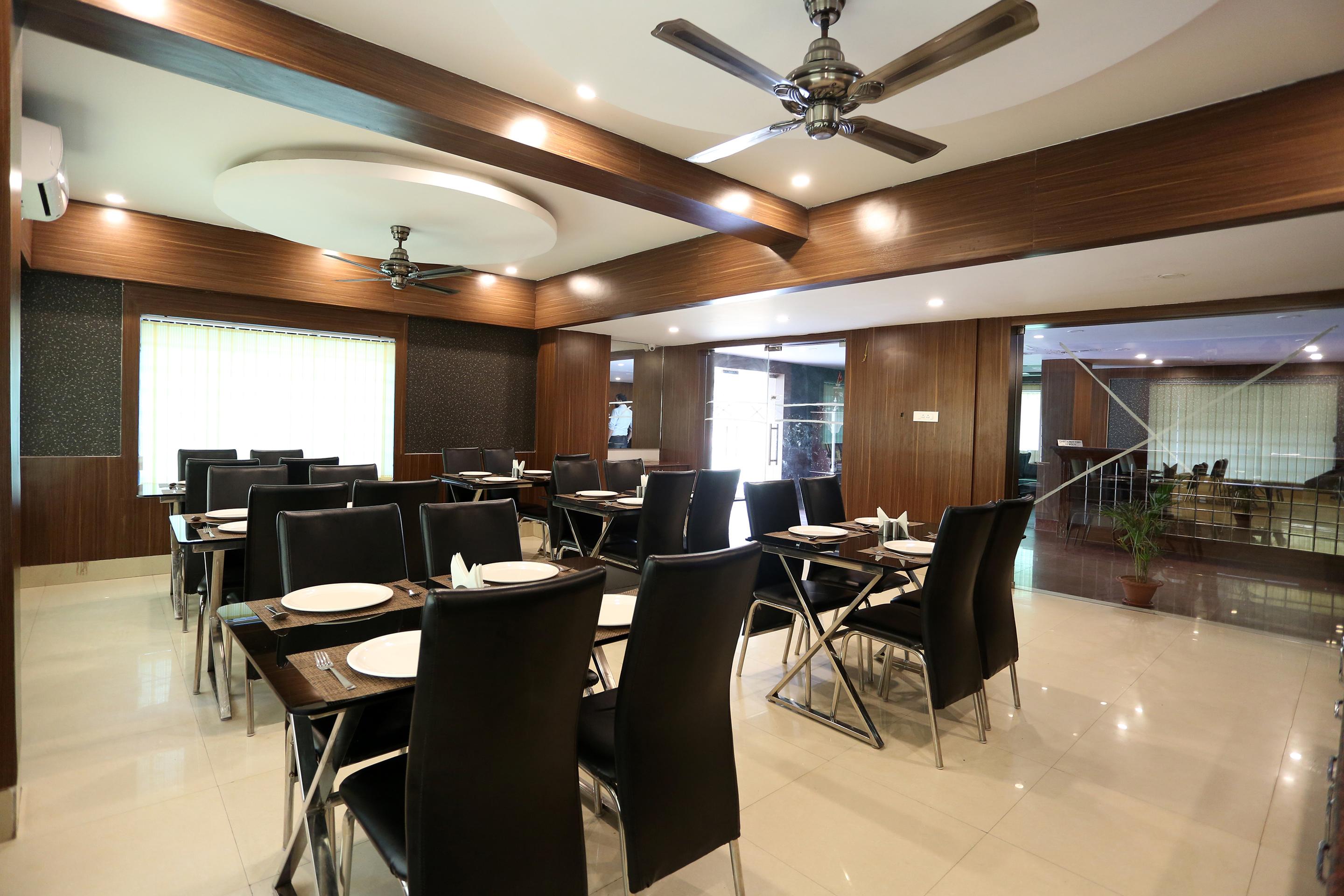 HOTEL RAILVIEW Bhubaneswar Bagian luar foto